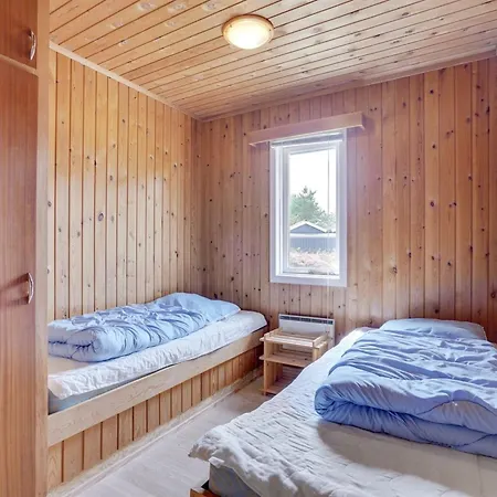 Asmara - 200m From The Sea By Interhome بيت للعطل *